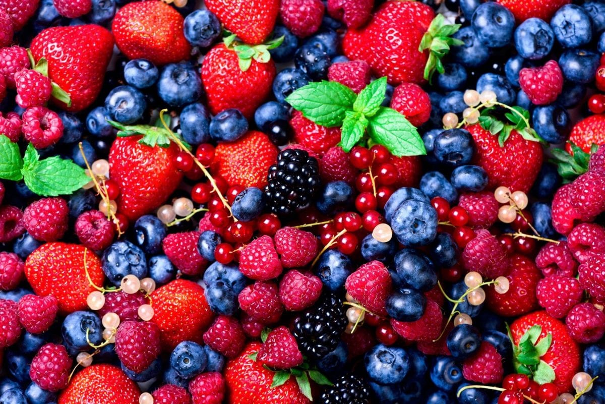 5 things all great diets have in common. strawberries